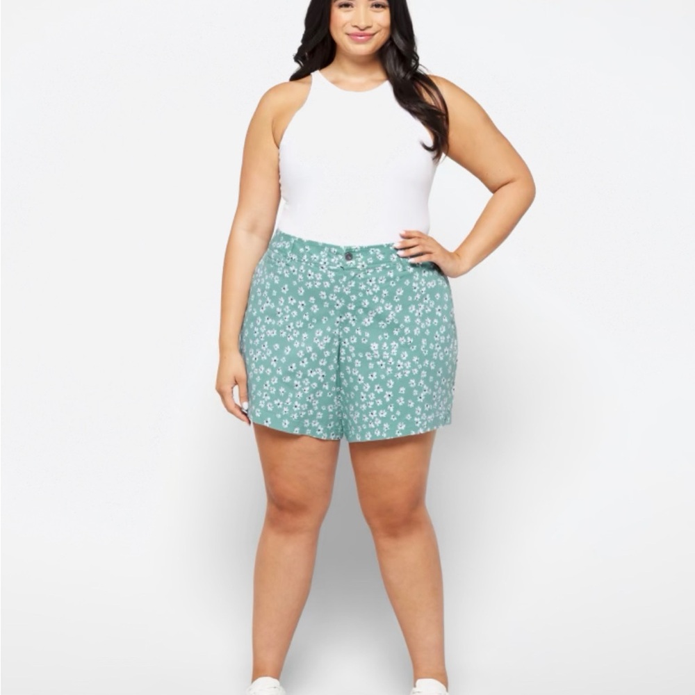 Madison Mid Rise Chino Short